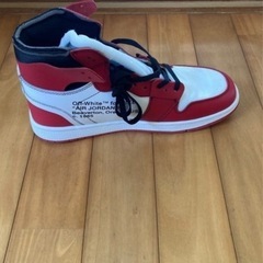 Off-White × Nike Air Jordan 1 chicagoの画像
