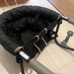 テーブルチェアの画像