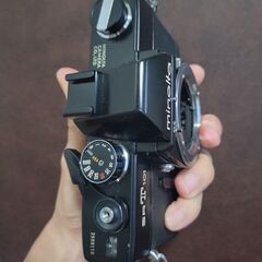 良品　MINOLTA srt101 黒　★露出計動く　シャッター全速OKの画像