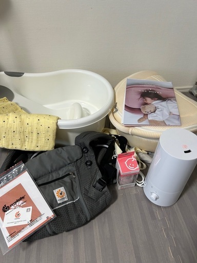 ベビー用品(ﾍﾞｯﾄﾞ,抱っこ紐,ﾍﾞﾋﾞｰﾊﾞｽ等)７点セット