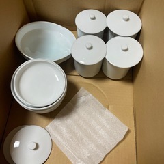 食器の画像