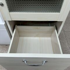 ★リユースのサカイ高崎店★TJ12874  レンジ台 クリーム H120×D42×W45 クリーニング済みの画像