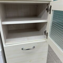 ★リユースのサカイ高崎店★TJ12874  レンジ台 クリーム H120×D42×W45 クリーニング済みの画像