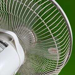 2024年製！！  山善 リビング扇風機  扇風機  DRMR-K30(W)の画像