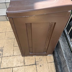 物置　屋外　樹脂製　庭　の画像