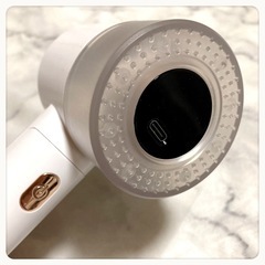 ‪꒰未使用꒱‬小型 毛玉取り 白 コードレス 毛玉クリーナーの画像