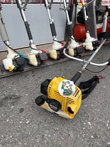 ?【草刈り機】入荷！パワフルBIG Ｍ BC260T 26CC【農機具･耕運機地域最大高価買取アールワン田川】