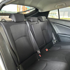 少しのお時間だけ見て下さい😭‼️人気車種‼️トヨタ　プリウスS🚗信用回復ローンでブラックリストさんから生まれ変わりましょう🤗✨の画像