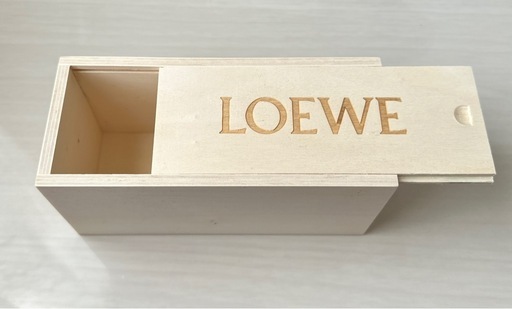 【非売品 未使用】LOEWE ノベルティ 蓋付き小物入れ