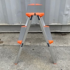 Y23◇アルインコ◇脚立◇2段◇天板高さ56cm◇踏み台◇CCA-60KLの画像