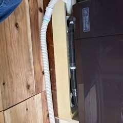 ちょっとレアな右側に開く扉ですの画像