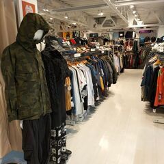 【BAZZSTORE｜正社員】古着店頭の買取・販売｜年間休日120日【杉並区】の画像