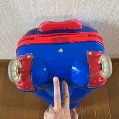 カーズ　キャリーケースの画像