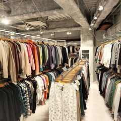 【BAZZSTORE｜正社員】古着店頭の買取・販売｜年間休日120日【新宿区】の画像