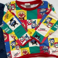 【お譲り予定】10/1処分予定　ベビー服90cm・100cmトレーナーの画像