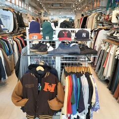 【BAZZSTORE｜正社員】古着店頭の買取・販売｜年間休日120日【新宿区】の画像