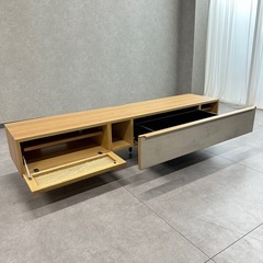 平日お渡しは値引き　テレビ台　180センチの画像