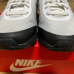 スニーカー AIR MAX INVIGOR　27cm の画像