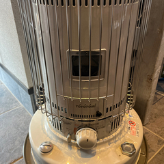 10/15【値下げ】【美品】　トヨトミ 石油ストーブ KS －67Hの画像