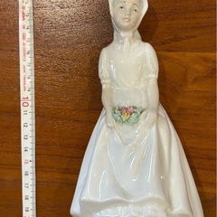 陶器の置きものの画像