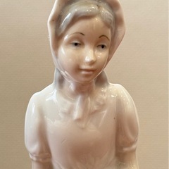 陶器の置きものの画像