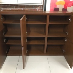 本棚、収納棚の画像