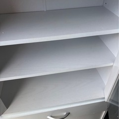 食器棚の画像