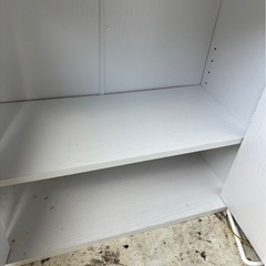 食器棚の画像