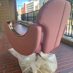 サロンスタイリングチェアの画像