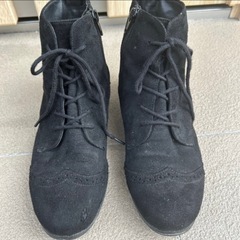 ショートブーツの画像