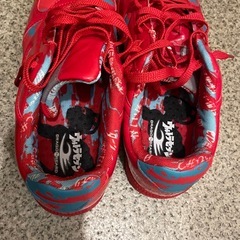 メンズ　シューズ　スニーカー　ウルトラマンの画像