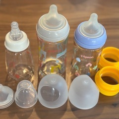 哺乳瓶、お弁当箱の画像