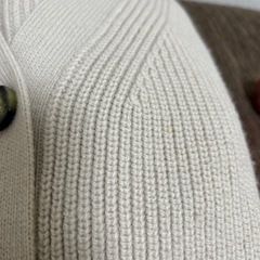 【お取引き中】GU リブカーディガン　後ろ下がりの画像