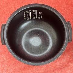SHARPシャープの炊飯器　 KS-CF05A-B  3号炊き　黒厚釜 2018年製 の画像