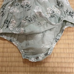新品タグ付き【100】ヘアバンド トップス ミントグリーン 長袖の画像