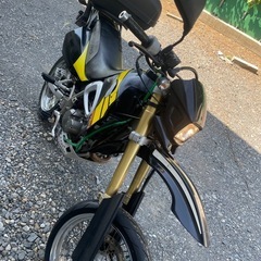 125CC バイク　hyosungの画像