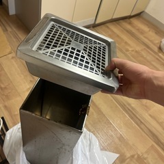 スタンド式　灰皿の画像