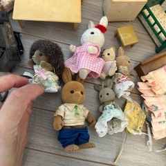 シルバニアファミリー 赤い屋根のおうち　家具小物大量セット　ログハウスの画像