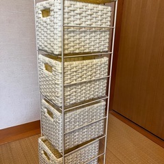 収納棚の画像