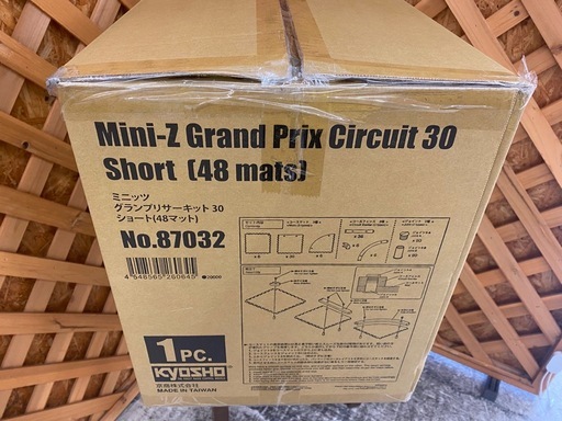 【愛品館 江戸川店】京商 ミニッツ グランプリサーキット30 ショート 48pcs 87032 ID:113-050038-007