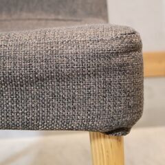 MOMO natural(モモナチュラル)のSTICK COVER CHAIR です。コンパクトなデザインの北欧スタイルダイニングチェア。カバーリングタイプでメンテナンス性も◎サイドチェアとしても♪の画像