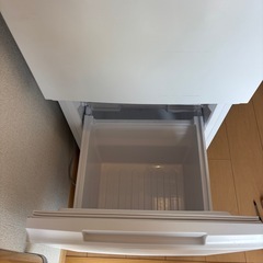 SHARP 2ドア冷蔵庫の画像