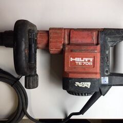【動作確認済み】　HILTI/ヒルティ　電動コンクリートハンマー/電動ハンマ/電動ハツリ機/はつり機　TE705の画像