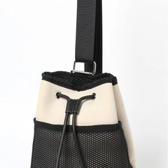 新品LAKOLE ショルダーバッグの画像