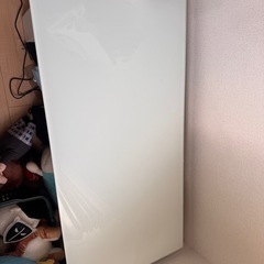 ガラステーブル
の画像