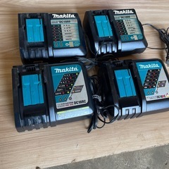 マキタ充電器4台セットの画像
