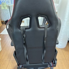 ゲーミングチェアの画像