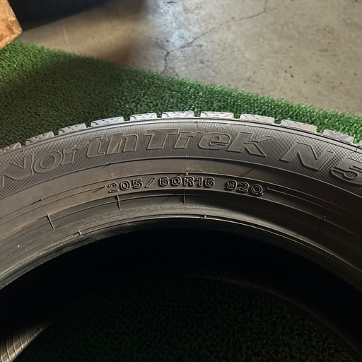 ノーストレック 205/60R16 7.0mm 23年2本 薄いぼ有