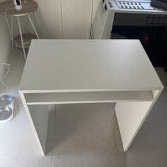 IKEA 机の画像