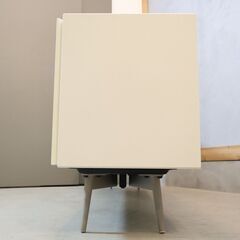 北欧デンマークのブランドBoConcept(ボーコンセプト)のFERMO(フェルモ) サイドボードです。直線的なスクエアフォルムがモダンなテレビボード。シンプルなデザインは上品で清潔感のある空間に♪の画像